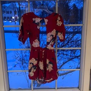 New Tobi Red Backless Dress Floral